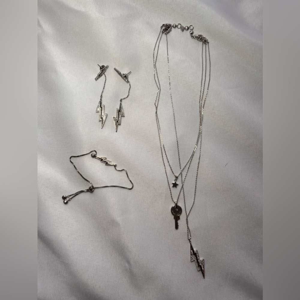 Henri Bendel jewelry bundle